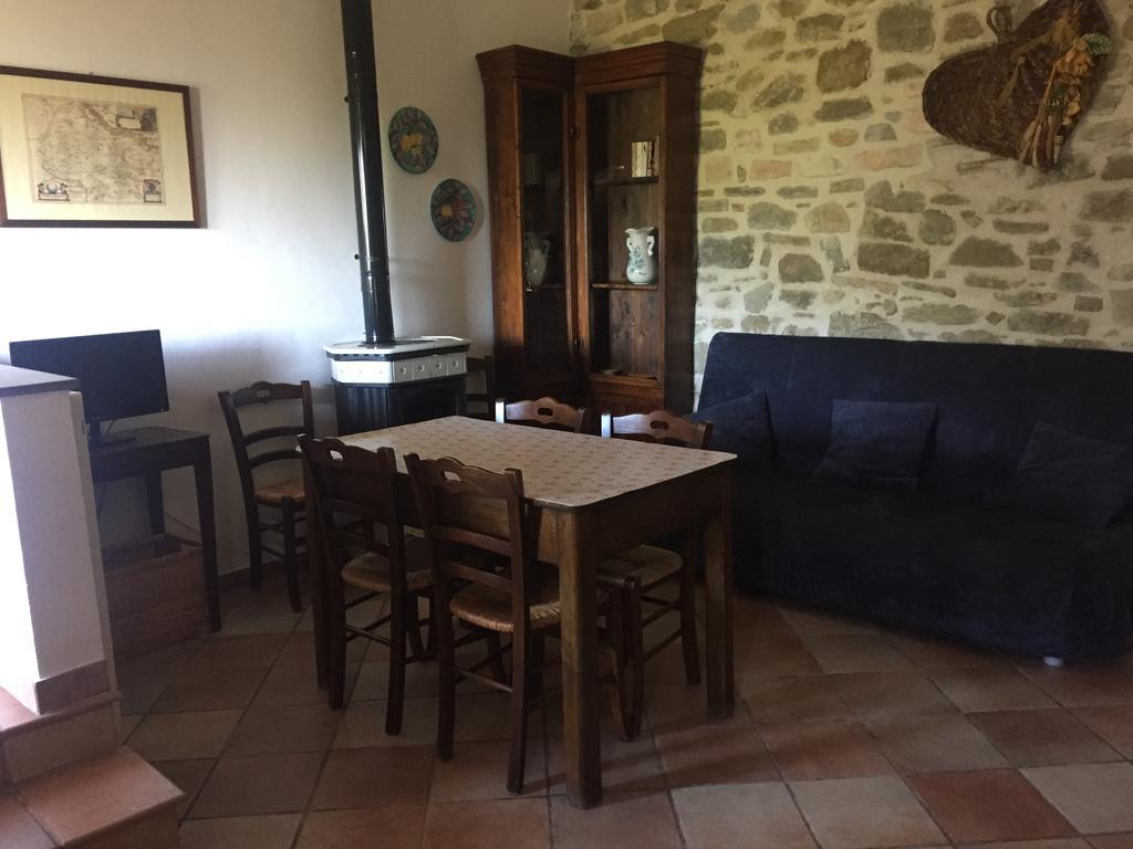 Casale Degli Ulivi Gualdo Tadino Exterior foto
