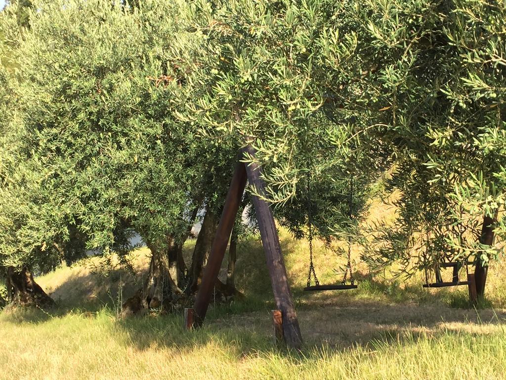 Casale Degli Ulivi Gualdo Tadino Exterior foto